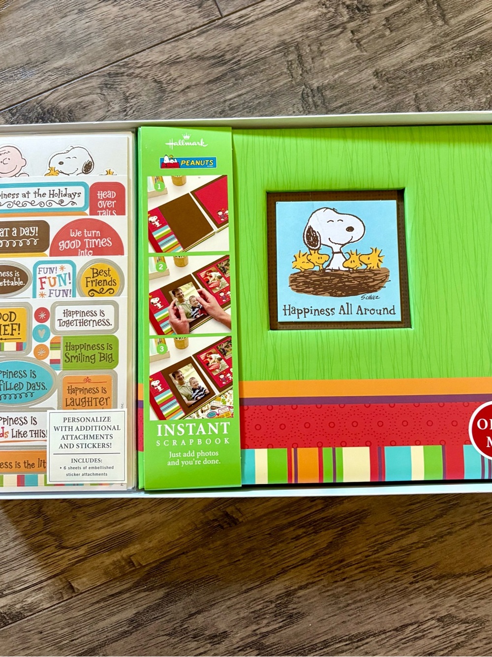 Hallmark Peanuts Scrapbook Album Kit